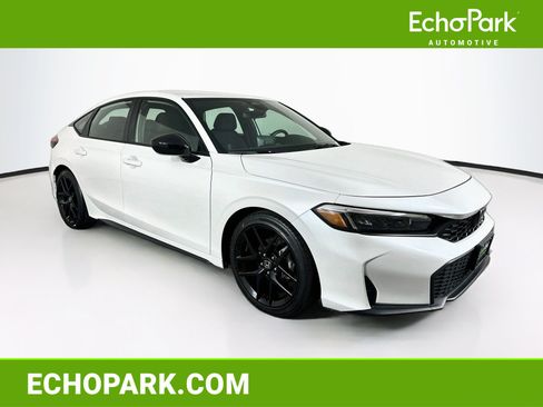 Used 2025 Honda Civic Sport image 1
