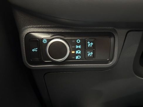 Certified 2025 Ford Explorer Active AWD/4WD image 21