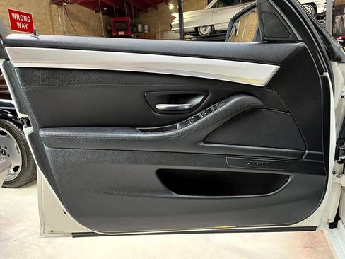 Used 2013 BMW 528i Sedan RWD image 28