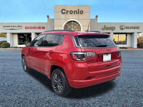 Used 2022 Jeep Compass Limited AWD/4WD image 5
