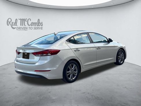 Used 2017 Hyundai Elantra SE w/ SE A/T Tech Package 03 FWD image 6