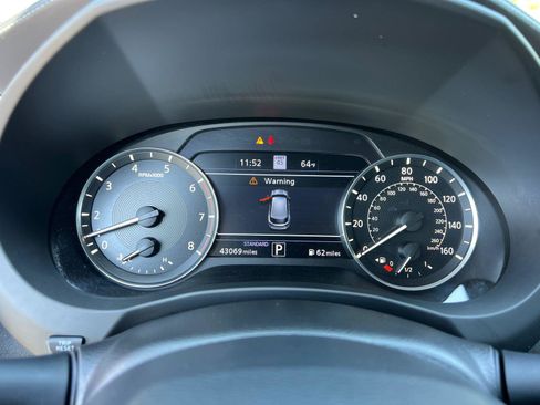Used 2023 INFINITI QX50 Sport AWD/4WD image 28