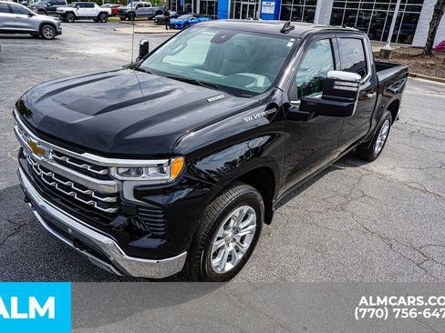 Used 2025 Chevrolet Silverado 1500 LTZ w/ LTZ Convenience Package II RWD image 20