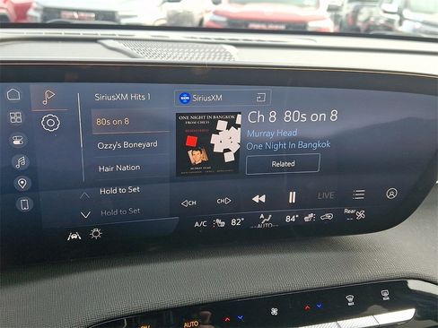 Used 2025 Buick Enclave Sport Touring image 17