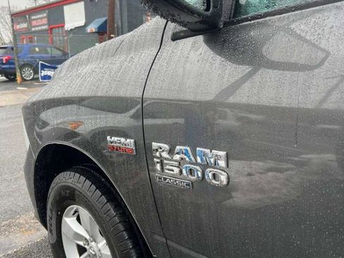 Used 2019 RAM 1500 Express image 18