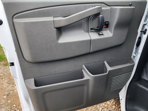 New 2025 Chevrolet Express 3500 w/ Power Convenience Package image 24