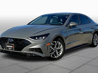 Used 2023 Hyundai Sonata SEL w/ Winter Weather Package