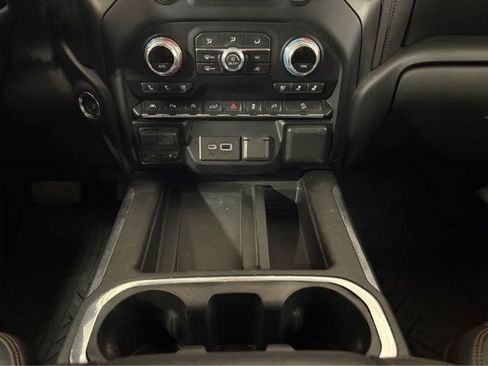 Used 2020 GMC Sierra 1500 AT4 w/ Off Road Performance Package AWD/4WD image 24