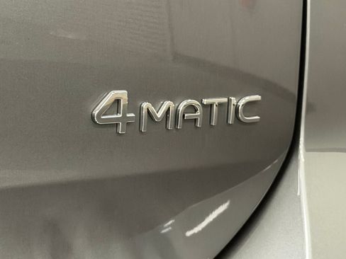 Used 2025 Mercedes-Benz EQB 300 4MATIC image 14