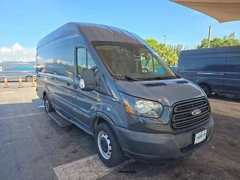 Used 2019 Ford Transit 250 148 High Roof Extended RWD image 1