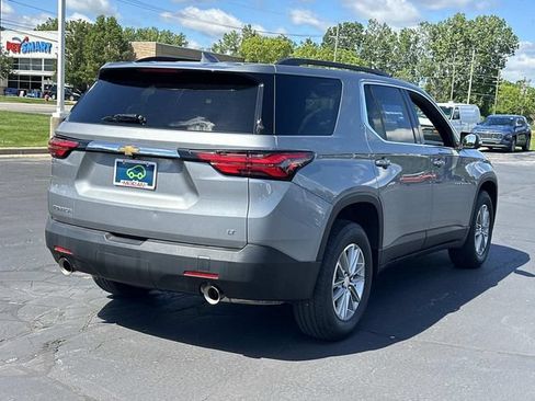 Certified 2023 Chevrolet Traverse LT FWD image 7