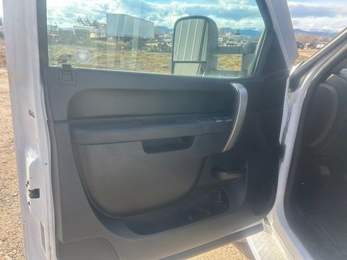 Used 2012 GMC Sierra 3500 SLE image 10