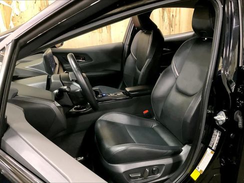 Used 2023 Toyota Prius Limited image 8