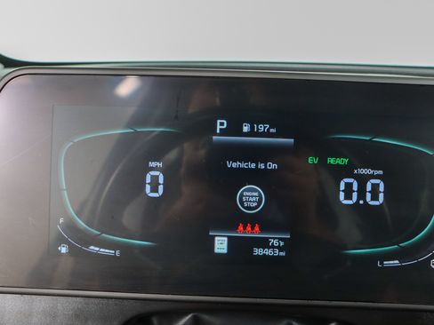 Used 2023 Kia Sportage EX AWD/4WD image 15