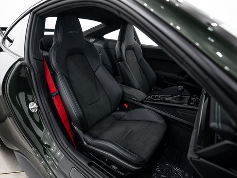 Certified 2026 Porsche 911 GT3 RWD image 16