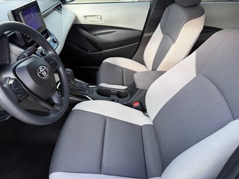 Used 2026 Toyota Corolla LE FWD image 13