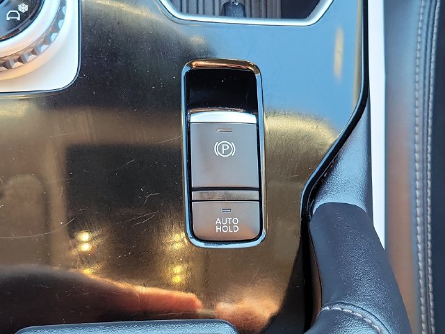 Used 2025 Mitsubishi Outlander SE FWD image 29
