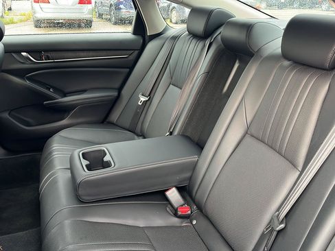 Used 2022 Honda Accord EX-L image 18