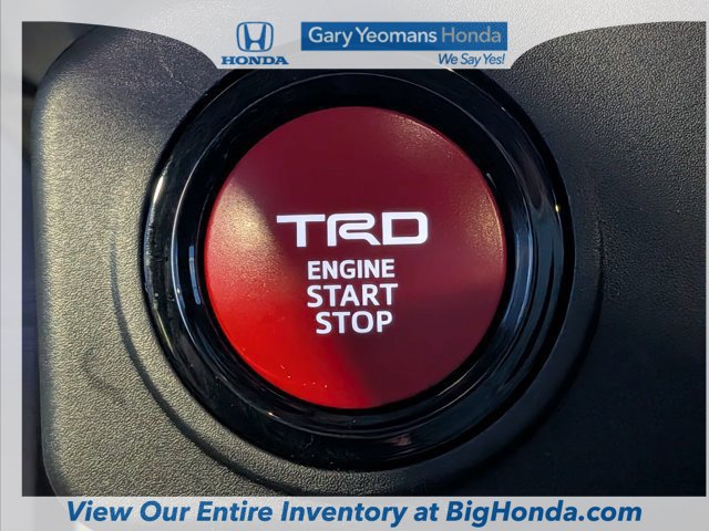 Used 2025 Toyota Tacoma TRD Sport AWD/4WD image 33