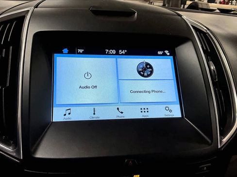 Used 2017 Ford Edge Titanium image 28