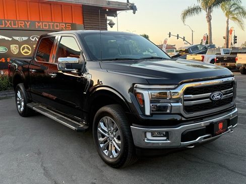 Used 2024 Ford F150 Lariat w/ Bed Utility Package AWD/4WD image 14