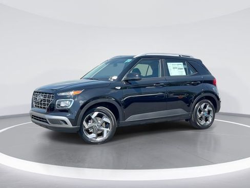 New 2026 Hyundai Venue SEL FWD image 1