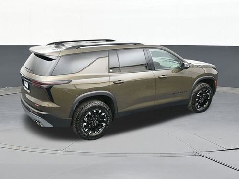 Used 2024 Chevrolet Traverse Z71 w/ Enhanced Driving Package image 63