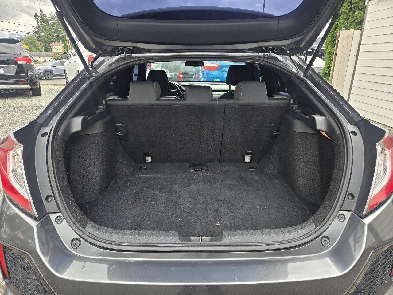 Used 2017 Honda Civic Sport image 6