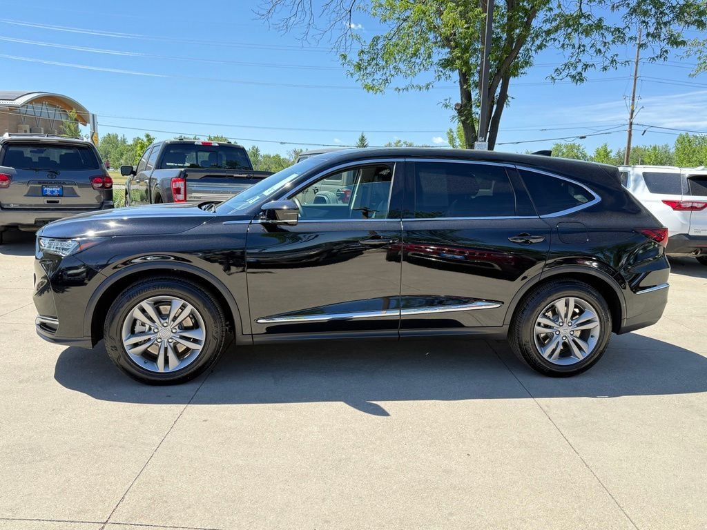 Used 2026 Acura MDX SH-AWD image 9