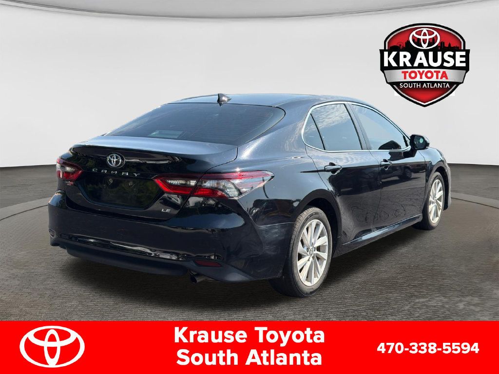 Used 2024 Toyota Camry LE FWD image 8