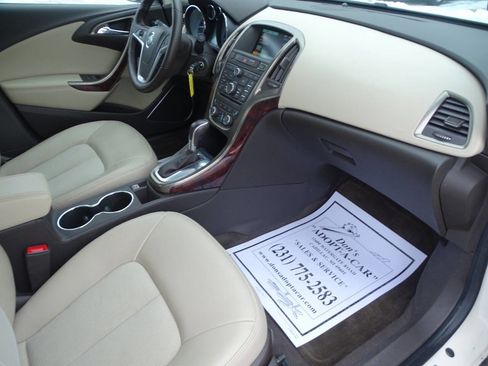 Used 2016 Buick Verano Convenience image 32