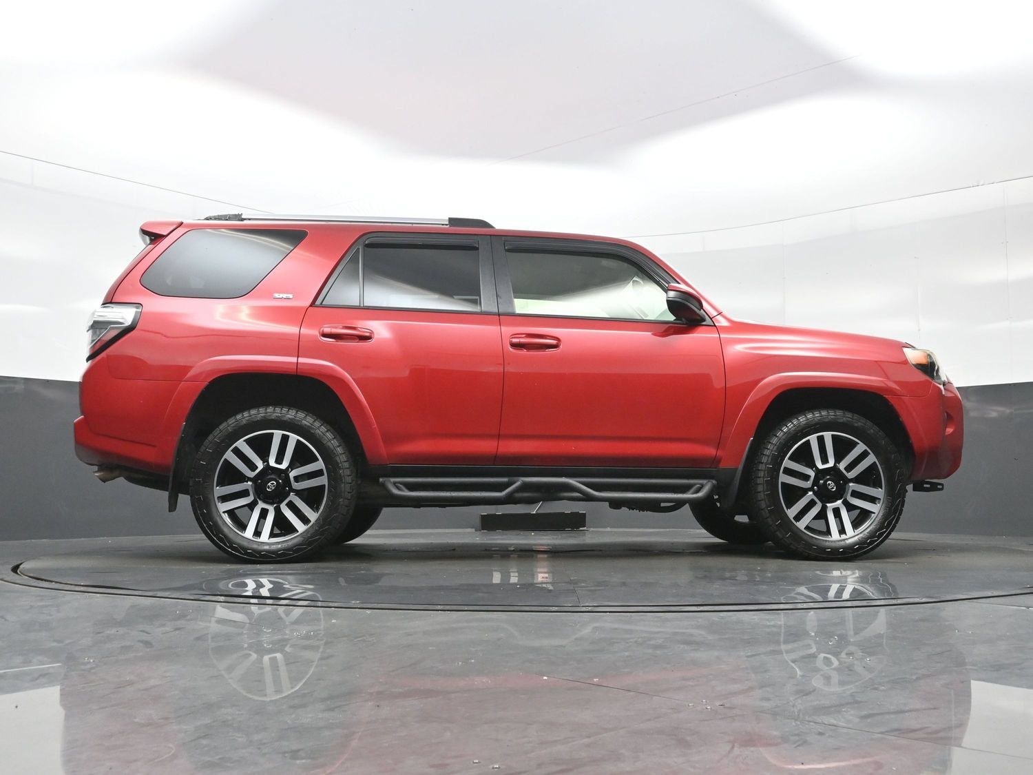 Used 2022 Toyota 4Runner SR5 AWD/4WD image 35