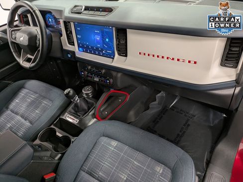 Used 2025 Ford Bronco Heritage Edition AWD/4WD image 31