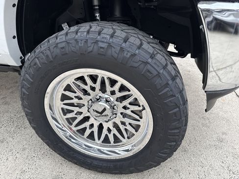 New 2025 RAM 2500 Limited AWD/4WD image 15