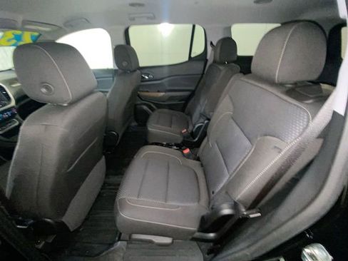 Used 2023 GMC Acadia SLE w/ Driver Convenience Package FWD image 28