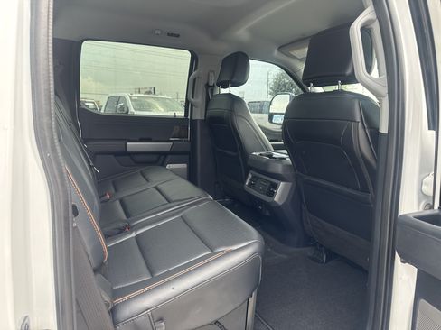 Used 2026 Ford F250 Lariat AWD/4WD image 12