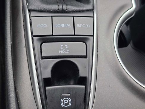 Used 2024 Toyota Camry XLE image 33