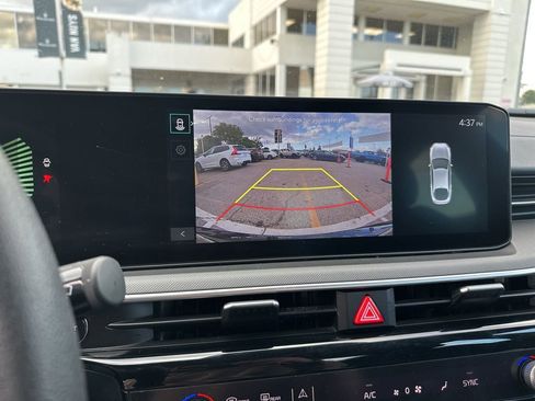 Used 2025 Kia K5 LXS image 9