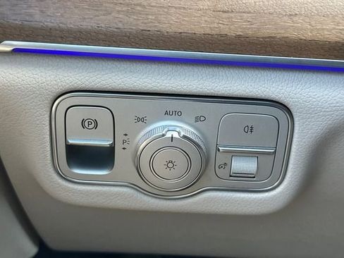 Used 2021 Mercedes-Benz GLE 350 4MATIC image 34