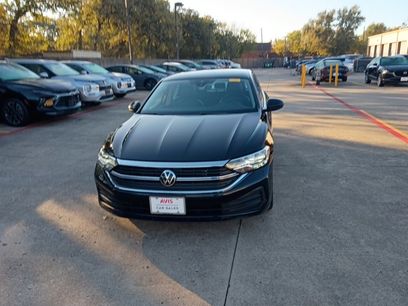 Used 2024 Volkswagen Jetta SE