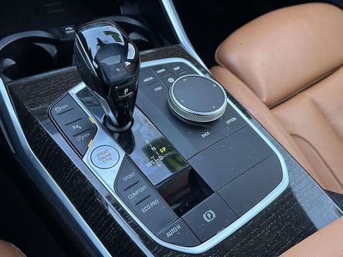 Used 2021 BMW 330i xDrive Sedan w/ Convenience Package image 17