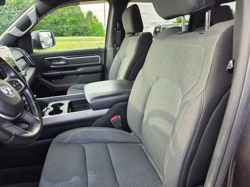 Used 2021 RAM 1500 Big Horn AWD/4WD image 3