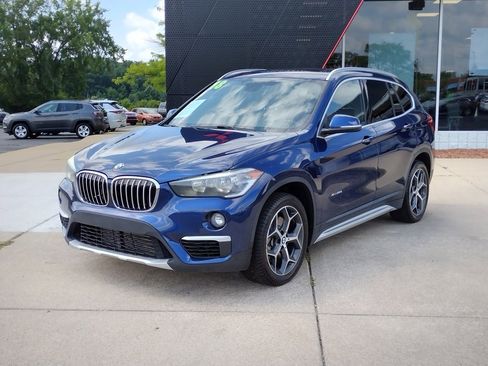 Used 2018 BMW X1 xDrive28i w/ Convenience Package image 1