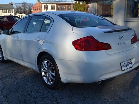 Used 2009 INFINITI G37 x Sedan w/ Premium Pkg image 3