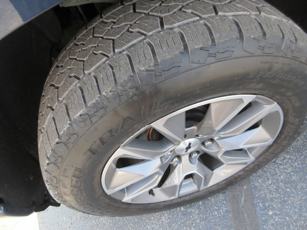 Used 2021 Chevrolet Silverado 1500 RST w/ Bed Protection Package AWD/4WD image 15