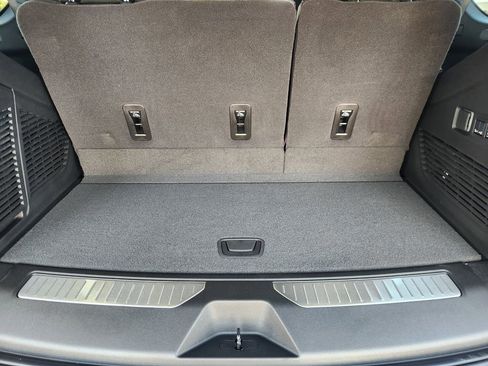 New 2026 GMC Yukon AT4 w/ LPO, Floor Liner Package image 23