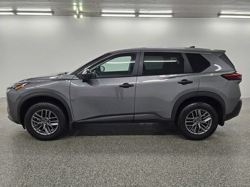 Used 2022 Nissan Rogue S AWD/4WD image 8