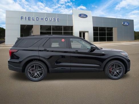 New 2026 Ford Explorer ST-Line w/ ST-Line Street Pack image 5