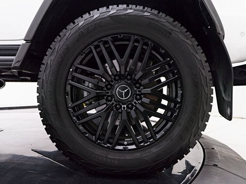 Used 2023 Mercedes-Benz G 63 AMG Squared image 27