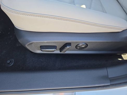 New 2026 Nissan Sentra SL w/ Floor Mat Package FWD image 32